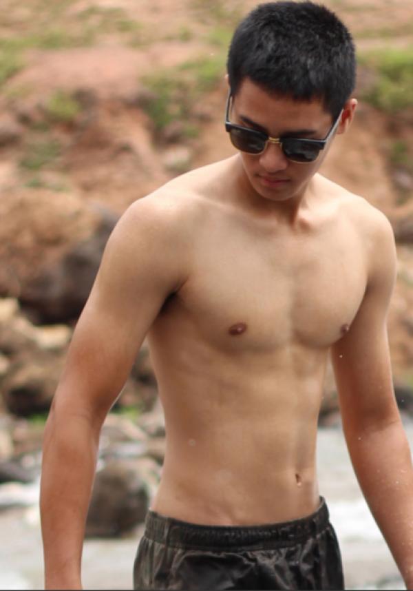 Alexis-Men-2